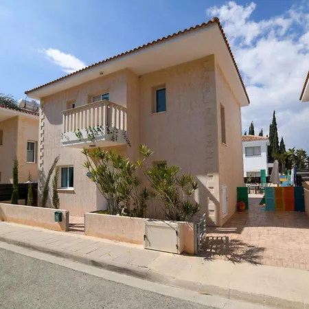 Ferienhaus Chromata Means Colorful For A Much-needed Sunny Escape, Check Your Stay!