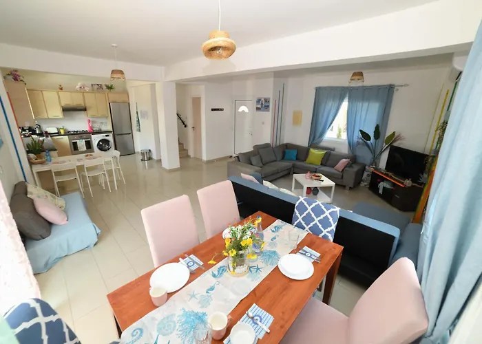 Chromata Means Colorful For A Much-needed Sunny Escape, Check Your Stay! * 普罗塔拉斯