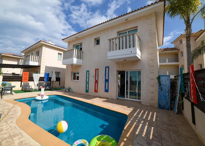 Dom wakacyjny Chromata Means Colorful For A Much-needed Sunny Escape, Check Your Stay! *