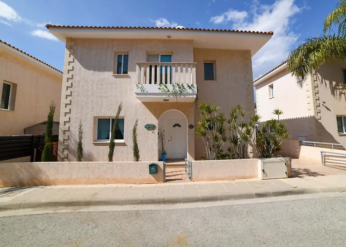 Chromata Means Colorful For A Much-needed Sunny Escape, Check Your Stay! Dom wakacyjny *