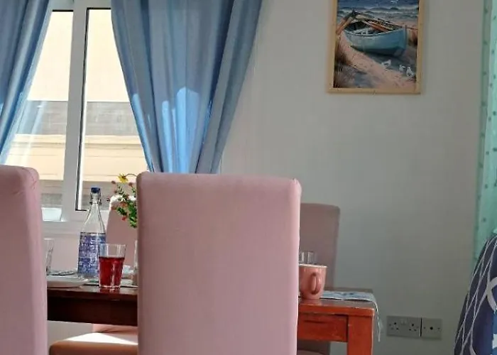 Chromata Means Colorful For A Much-needed Sunny Escape, Check Your Stay! Dom wakacyjny *